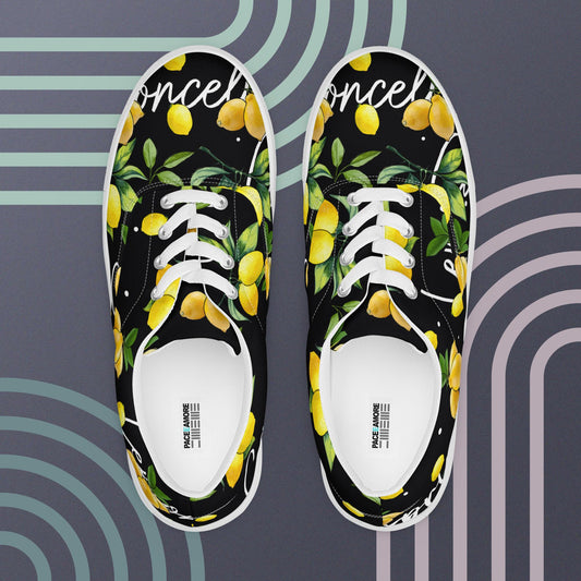 Women’s lace-up canvas shoes
